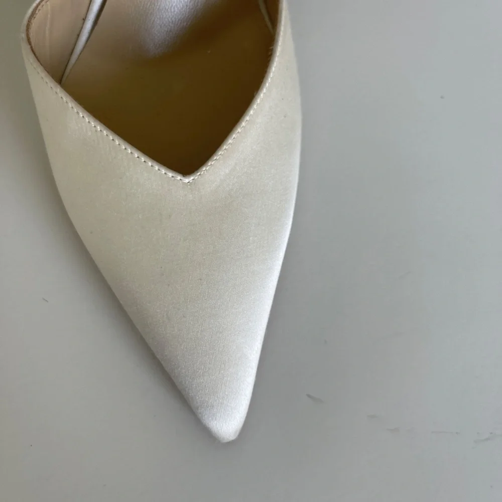 Jimmy Choo White Heels with Silver Ankle Strap - Picture 5 of 6